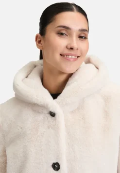 Betty Barclay Plüschjacke mit Kapuze