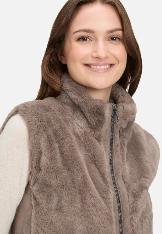 Betty Barclay Plüschweste mit Reißverschluss