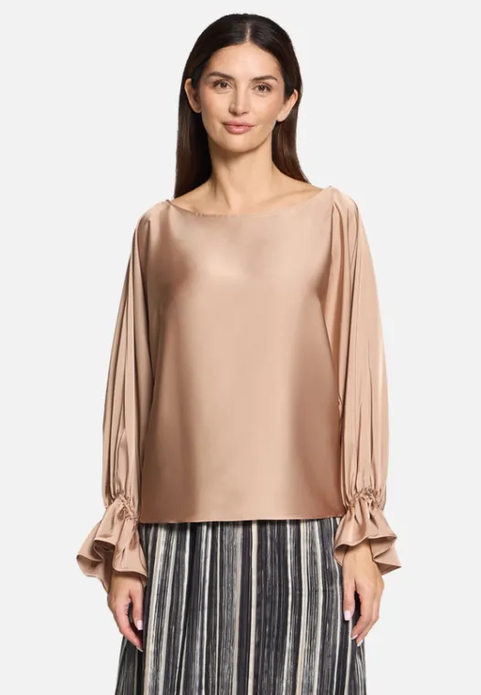 Betty Barclay Satin-Bluse mit U-Boot-Ausschnitt