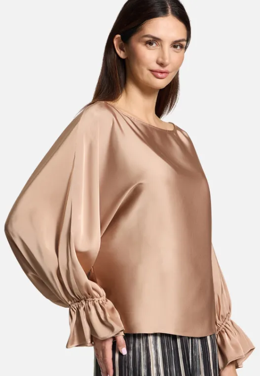 Betty Barclay Satin-Bluse mit U-Boot-Ausschnitt