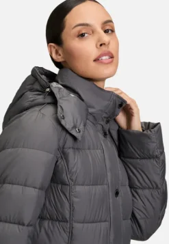 Betty Barclay Steppjacke mit abnehmbarer Kapuze