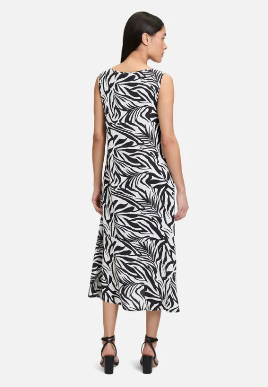Betty Barclay Stufenkleid weiter Ausschnitt